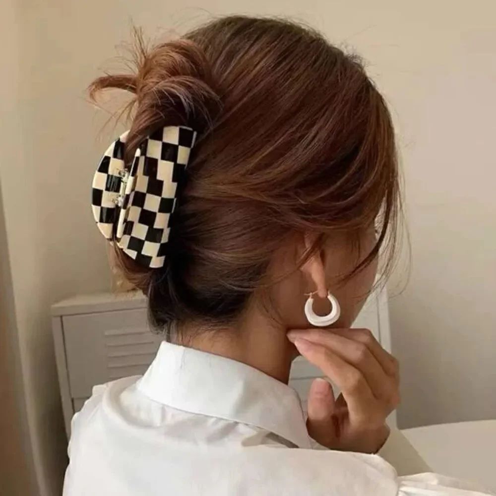 geo hair clips A664